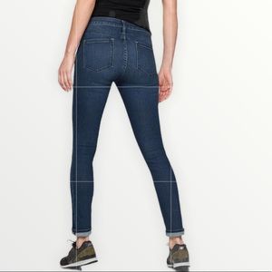 Athleta Sculptek Skinny Jeans